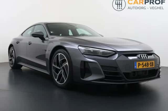 Audi e-tron GT (2022) thumbnail 4