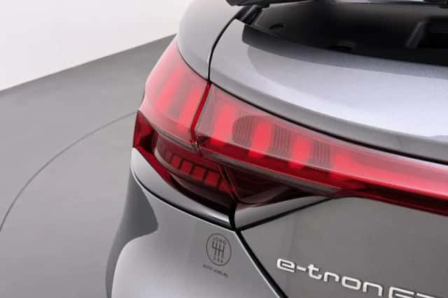 Audi e-tron GT (2022) thumbnail 5