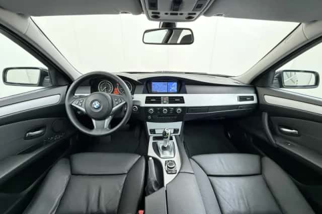 BMW 5-Serie (2009) thumbnail 5