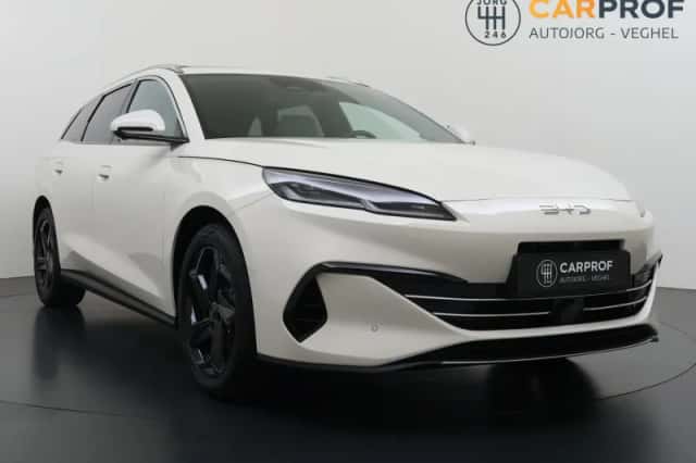 BYD Seal (2026) thumbnail 4