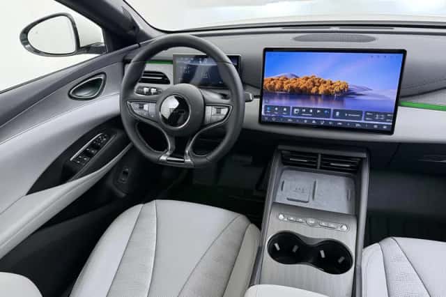 BYD Seal (2026) thumbnail 6