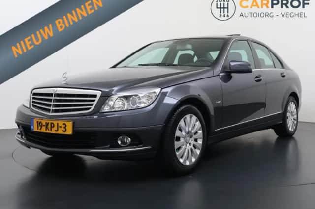 Mercedes-Benz C-Klasse (2010) thumbnail 1