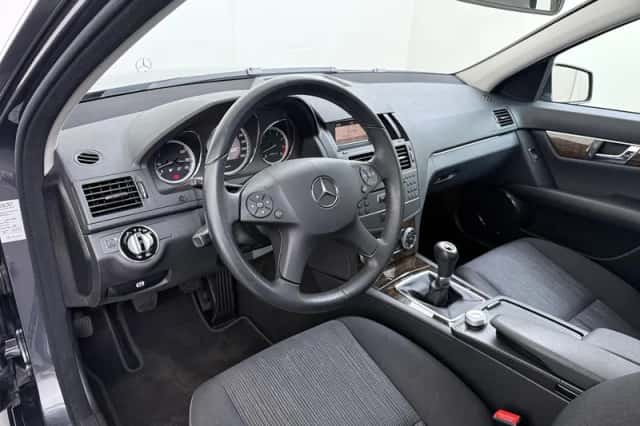 Mercedes-Benz C-Klasse (2010) thumbnail 6