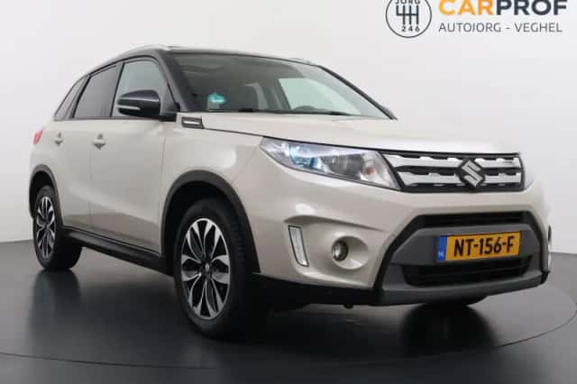 Suzuki Vitara (2017) thumbnail 4