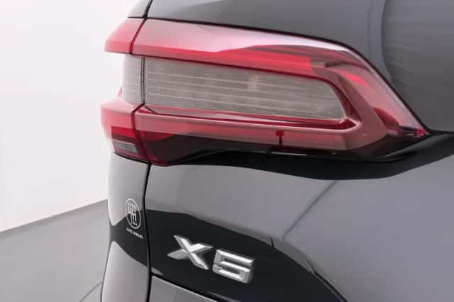 BMW X5 (2020) thumbnail 5