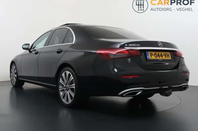 Mercedes-Benz E-Klasse (2020) thumbnail 2