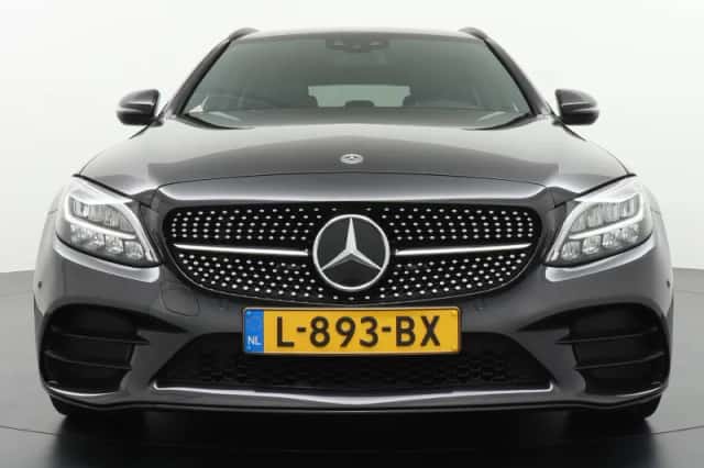 Mercedes-Benz C-Klasse (2021) thumbnail 3