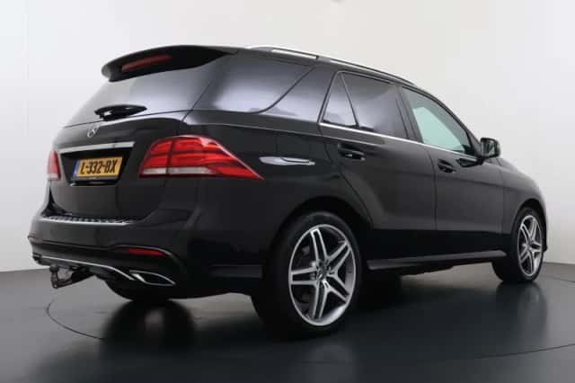 Mercedes-Benz GLE (2018) thumbnail 3