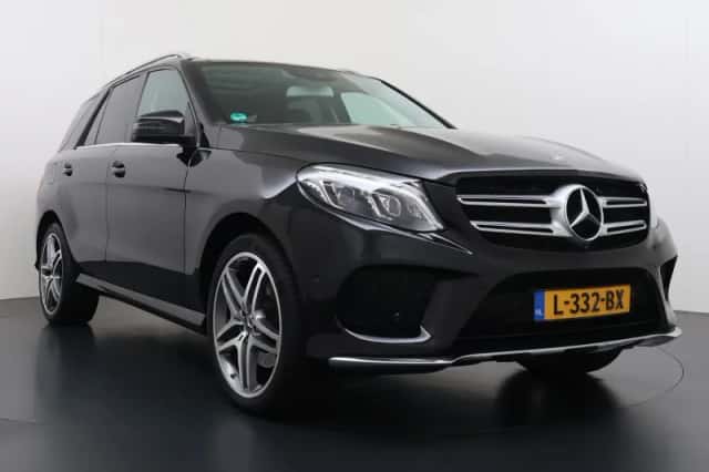 Mercedes-Benz GLE (2018) thumbnail 4