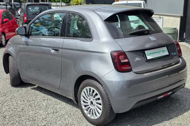 Fiat 500 (2022) thumbnail 5