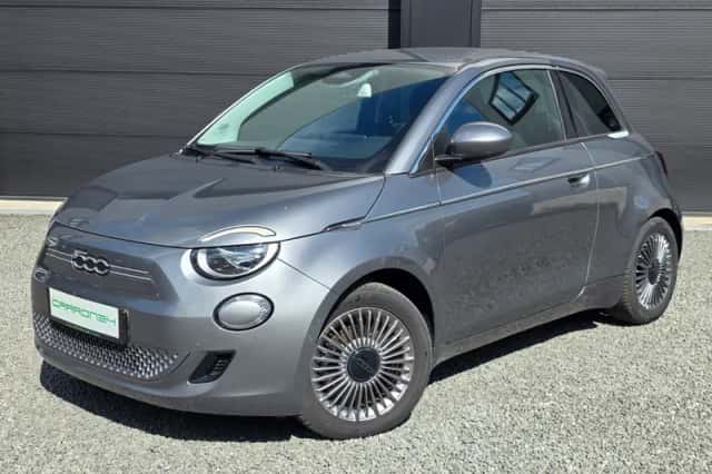 Fiat 500 (2023) thumbnail 1