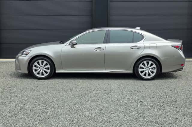 Lexus GS (2017) thumbnail 4