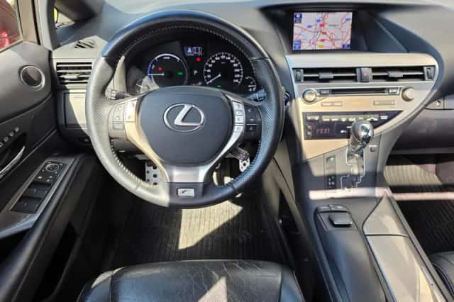 Lexus RX (2013) thumbnail 3