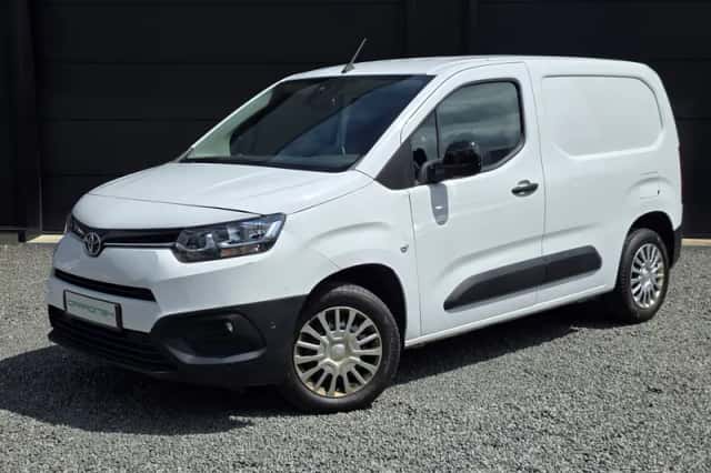 Toyota Proace (2023) thumbnail 1