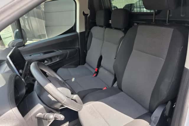 Toyota Proace (2023) thumbnail 3