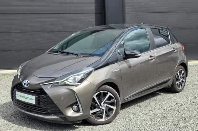 Toyota Yaris (2020) thumbnail 1
