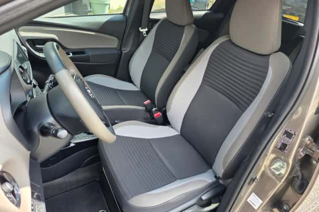 Toyota Yaris (2020) thumbnail 5