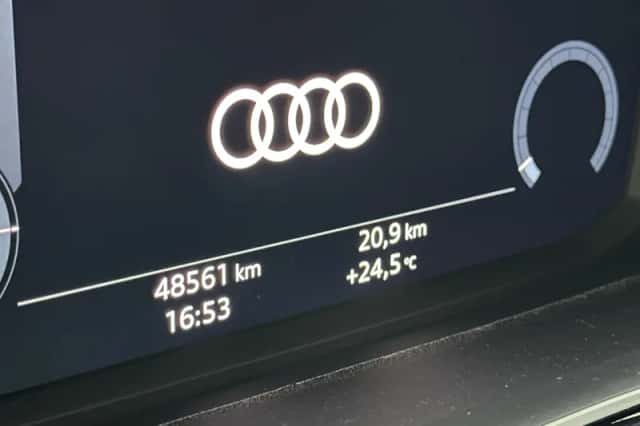 Audi Q3 (2022) thumbnail 3