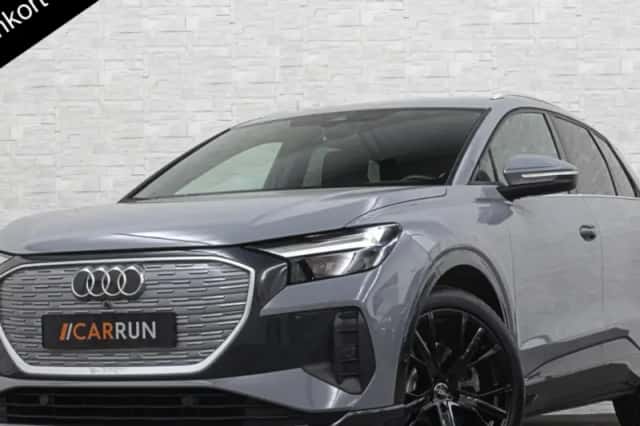 Audi Q4 (2023) thumbnail 1