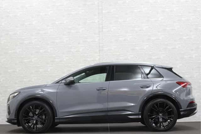 Audi Q4 (2023) thumbnail 6