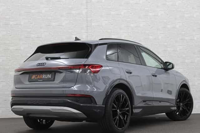 Audi Q4 (2024) thumbnail 4