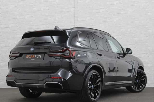BMW iX3 (2023) thumbnail 4