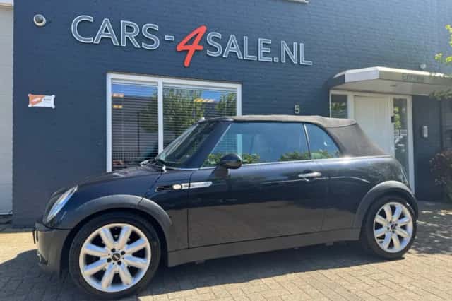 MINI Cooper (2009) thumbnail 3