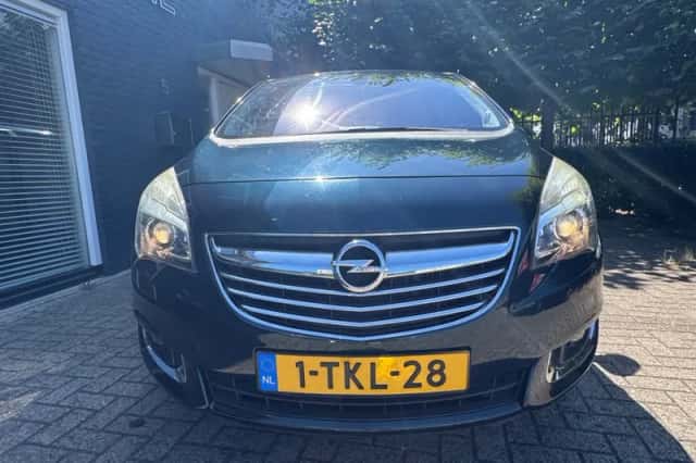Opel Meriva (2014) thumbnail 2