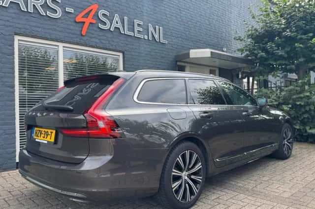 Volvo V90 (2021) thumbnail 5