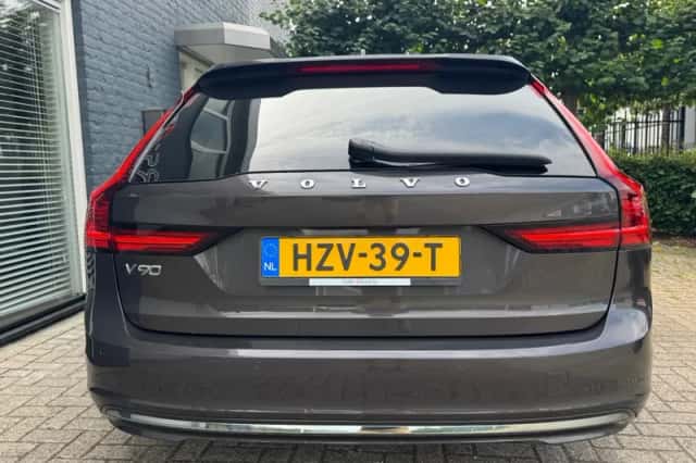 Volvo V90 (2021) thumbnail 6