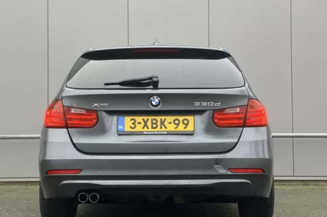 BMW 3-Serie (2013) thumbnail 6