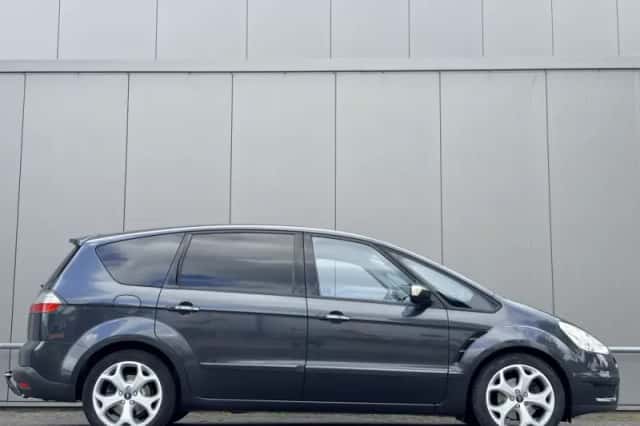 Ford S-Max (2008) thumbnail 4