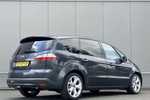 Ford S-Max (2008) thumbnail 5