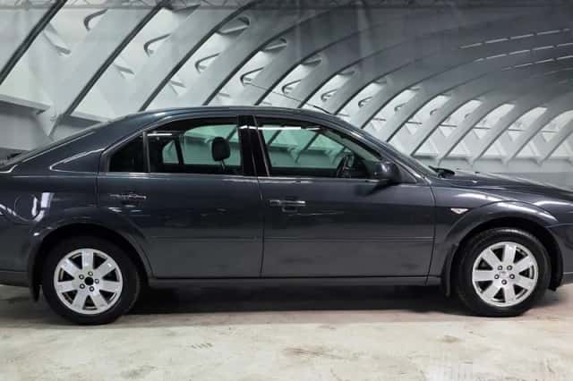 Ford Mondeo (2007) thumbnail 4