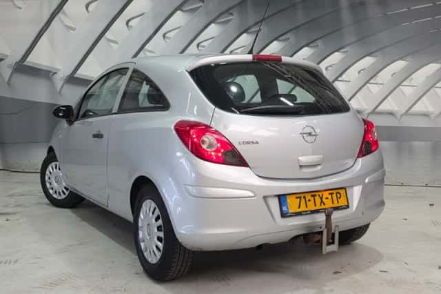 Opel Corsa (2007) thumbnail 2