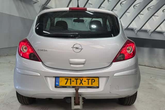Opel Corsa (2007) thumbnail 6