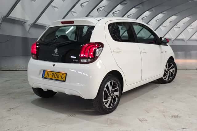 Peugeot 108 (2016) thumbnail 2