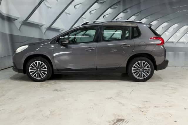 Peugeot 2008 (2013) thumbnail 4