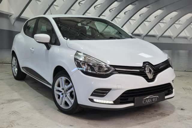 Renault Clio (2017) thumbnail 1
