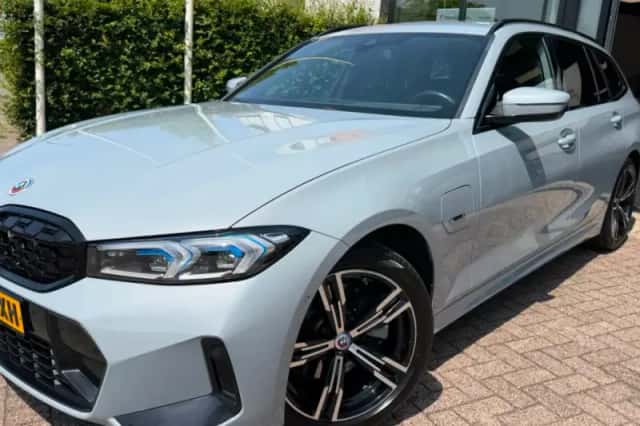 BMW 3-Serie (2022) thumbnail 1