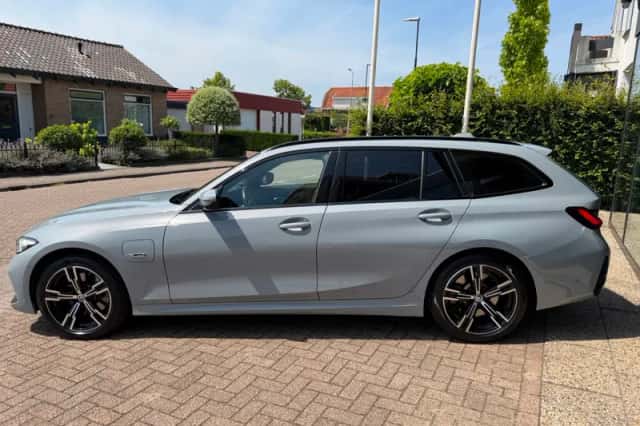 BMW 3-Serie (2022) thumbnail 3