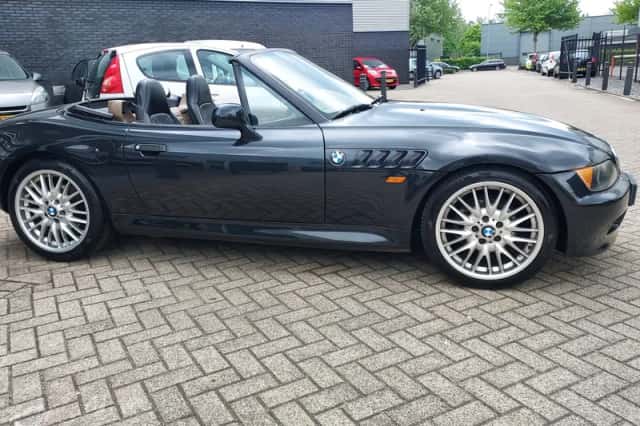 BMW Z3 (1997) thumbnail 4