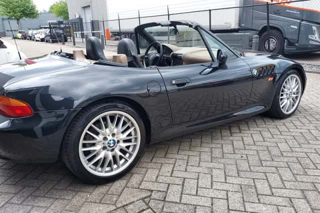 BMW Z3 (1997) thumbnail 5