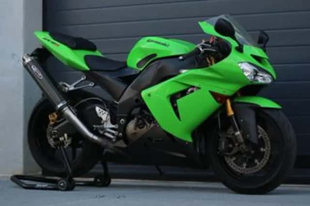 KAWASAKI ZX (2005) thumbnail 1