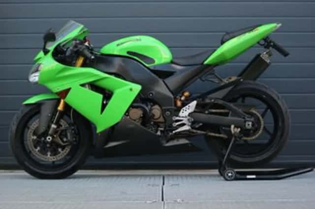 KAWASAKI ZX (2005) thumbnail 5