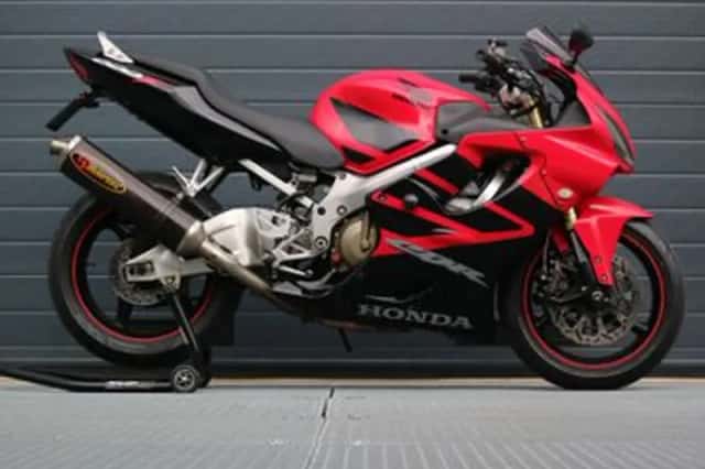 Honda CBR (2007) thumbnail 2