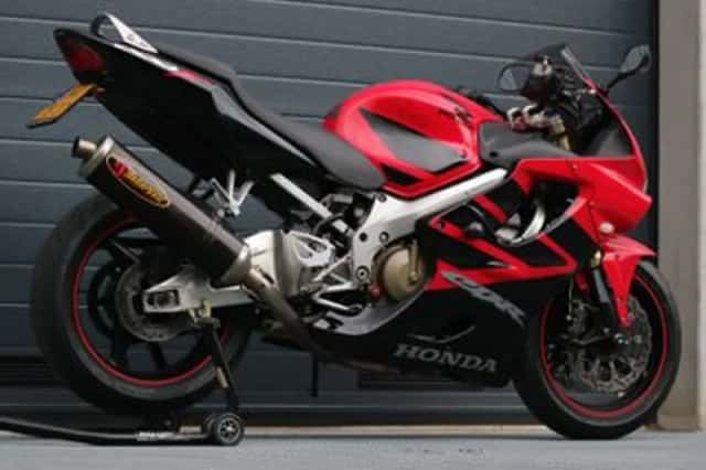 Honda CBR (2007) thumbnail 3