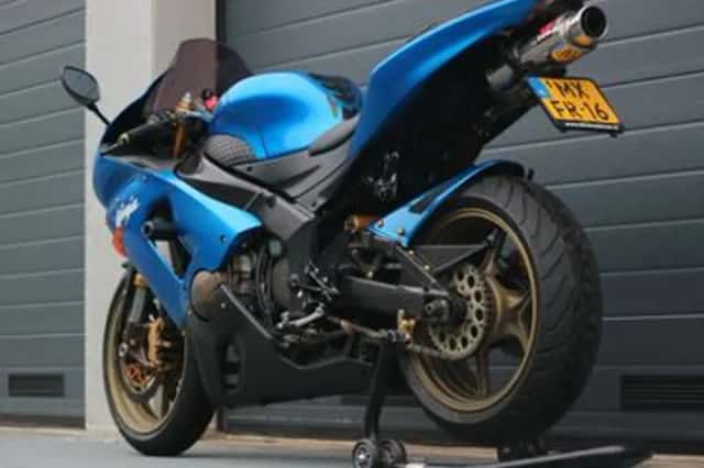 KAWASAKI NINJA (2005) thumbnail 5