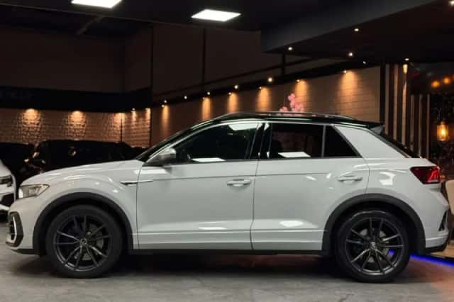 Volkswagen T-Roc (2020) thumbnail 3