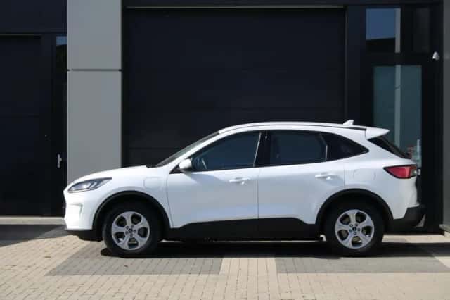 Ford Kuga (2021) thumbnail 6